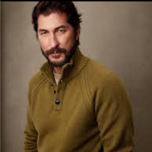 Banana republic novaro mock neck italian wool sweater!! Practically brand new!! - Picture 2 of 5